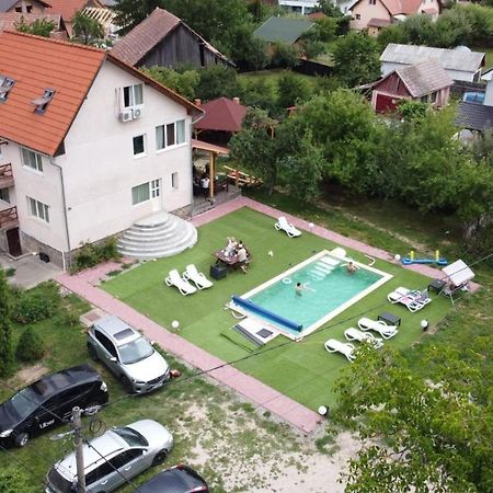Pensiunea Apolka Panzió Covasna Exterior foto
