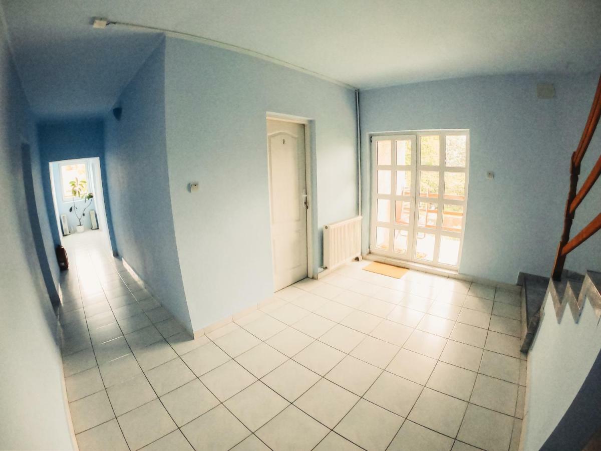 Pensiunea Apolka Panzió Covasna Exterior foto